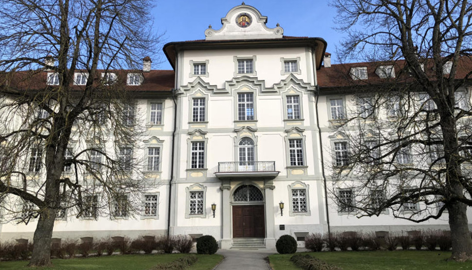 Bad Wurzacher Schloß mit großartigem Treppenhaus