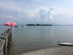 Blick von Gstadt am Chiemsee auf die Fraueninsel