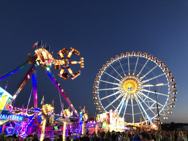 Oktoberfest am Abend