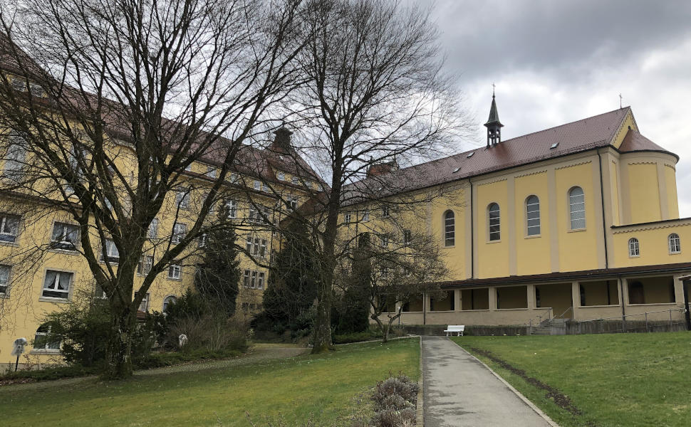 im Bildungshaus werden Exerzitien und Besinnungstage angeboten Kloster Reute Bildungshaus