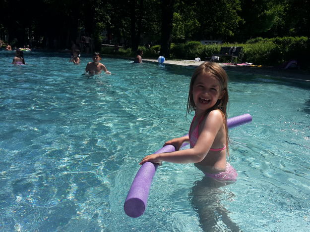 Schwimmen im Freibad